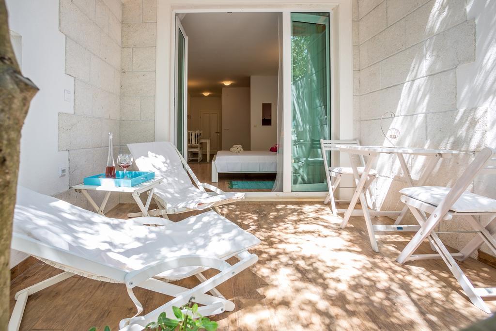 Zlatni Bol Apartments Chambre photo
